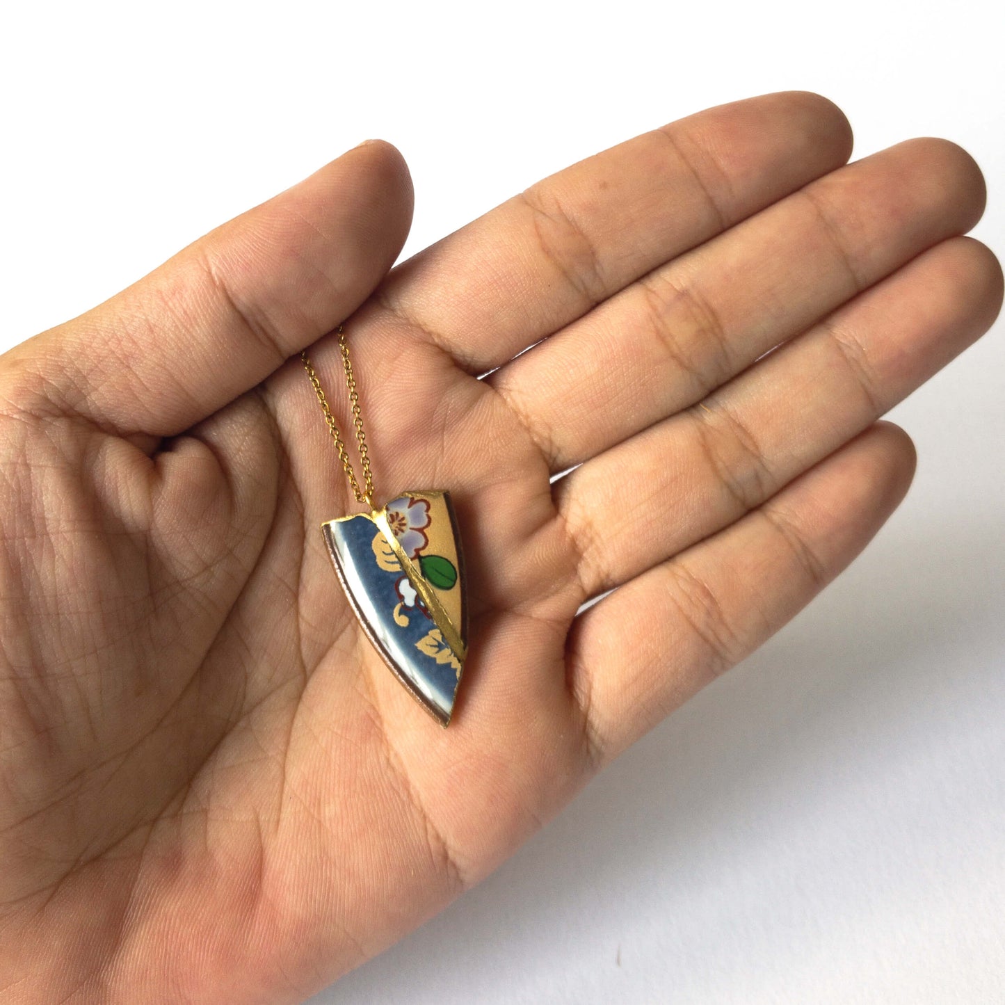 Triangle Necklace-Kintsugi jewelry-Japanese pottery jewelry-JAPONICA