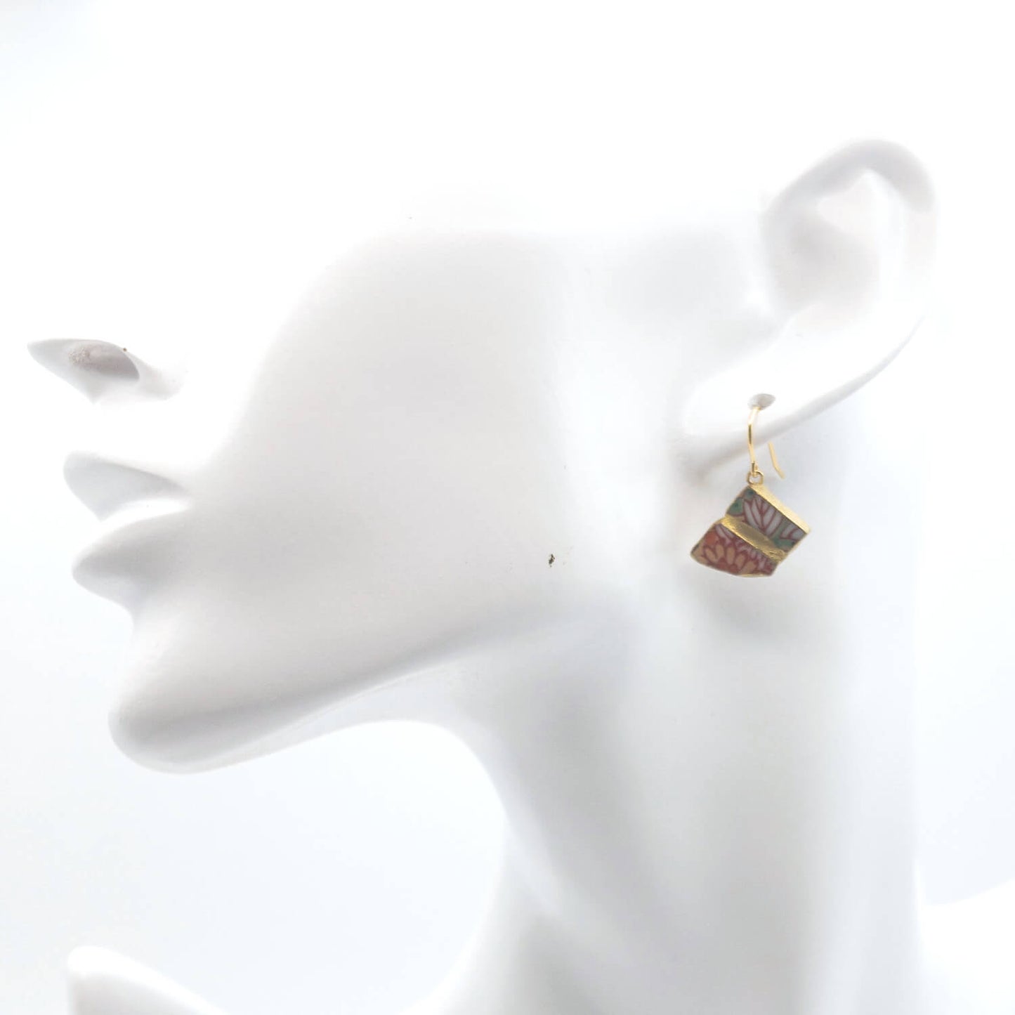 Yobitsugi Hook Earrings-Kintsugi jewelry-Japanese pottery jewelry-JAPONICA