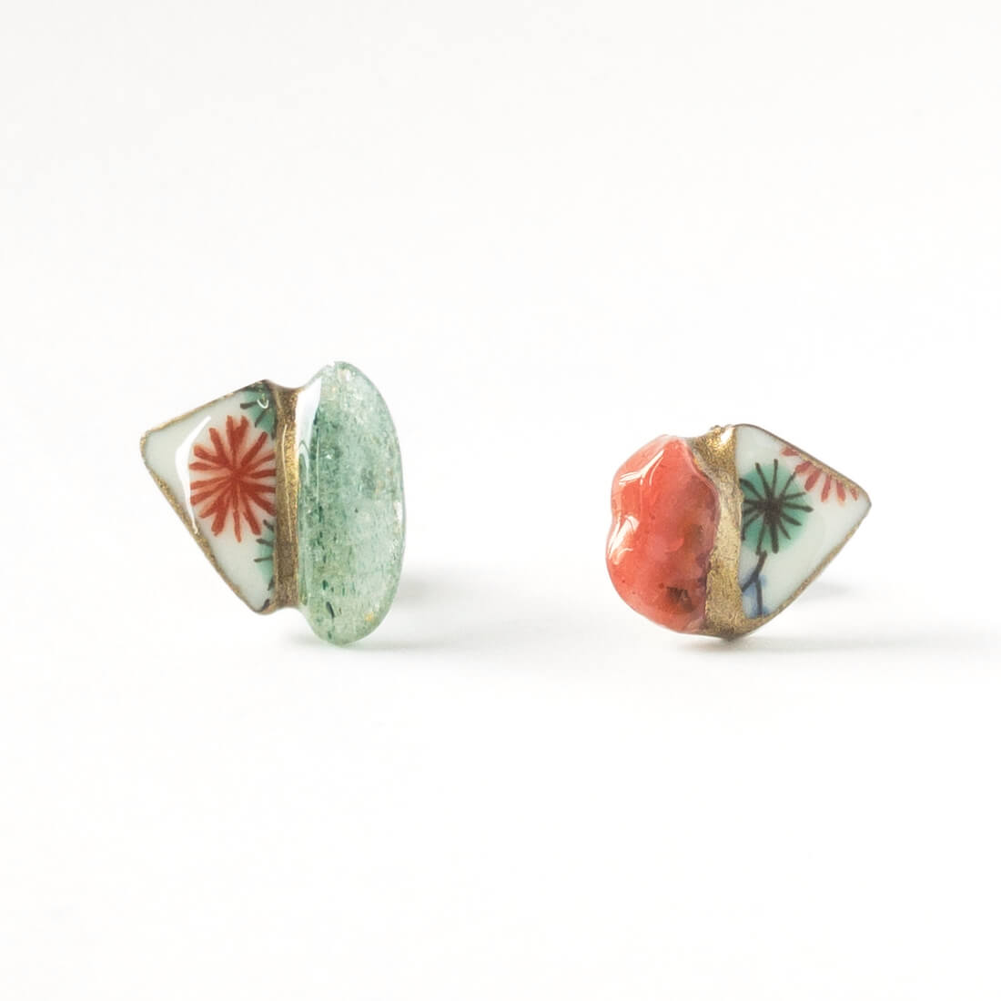 Aventurine and Red Agate Stud Earrings-Kintsugi jewelry-Japanese pottery jewelry-JAPONICA